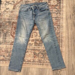 Classic Slim Fit Men's Jeans in Light Blue